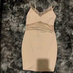 Dusty pink lace dress